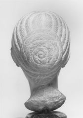 421px-Roman_-_Head_of_a_Woman_-_Walters_23143_-_Back